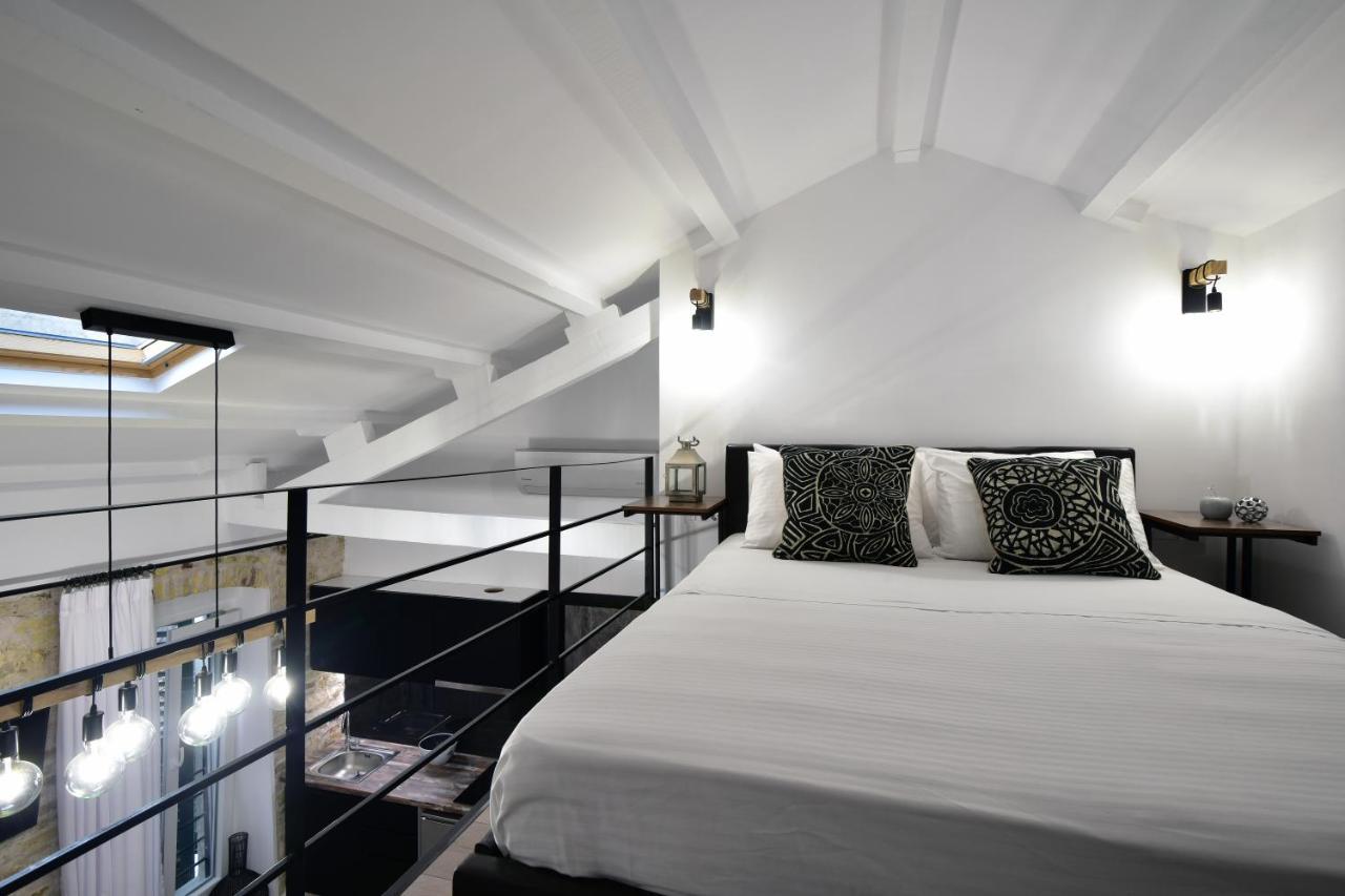 Queen 4 In The Heart Of The Corfu Historical Old Town Center דירה